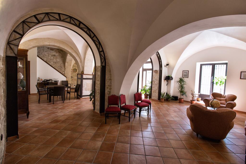 Bed And Breakfast Sotto Le Stelle Caltabellotta Exteriör bild